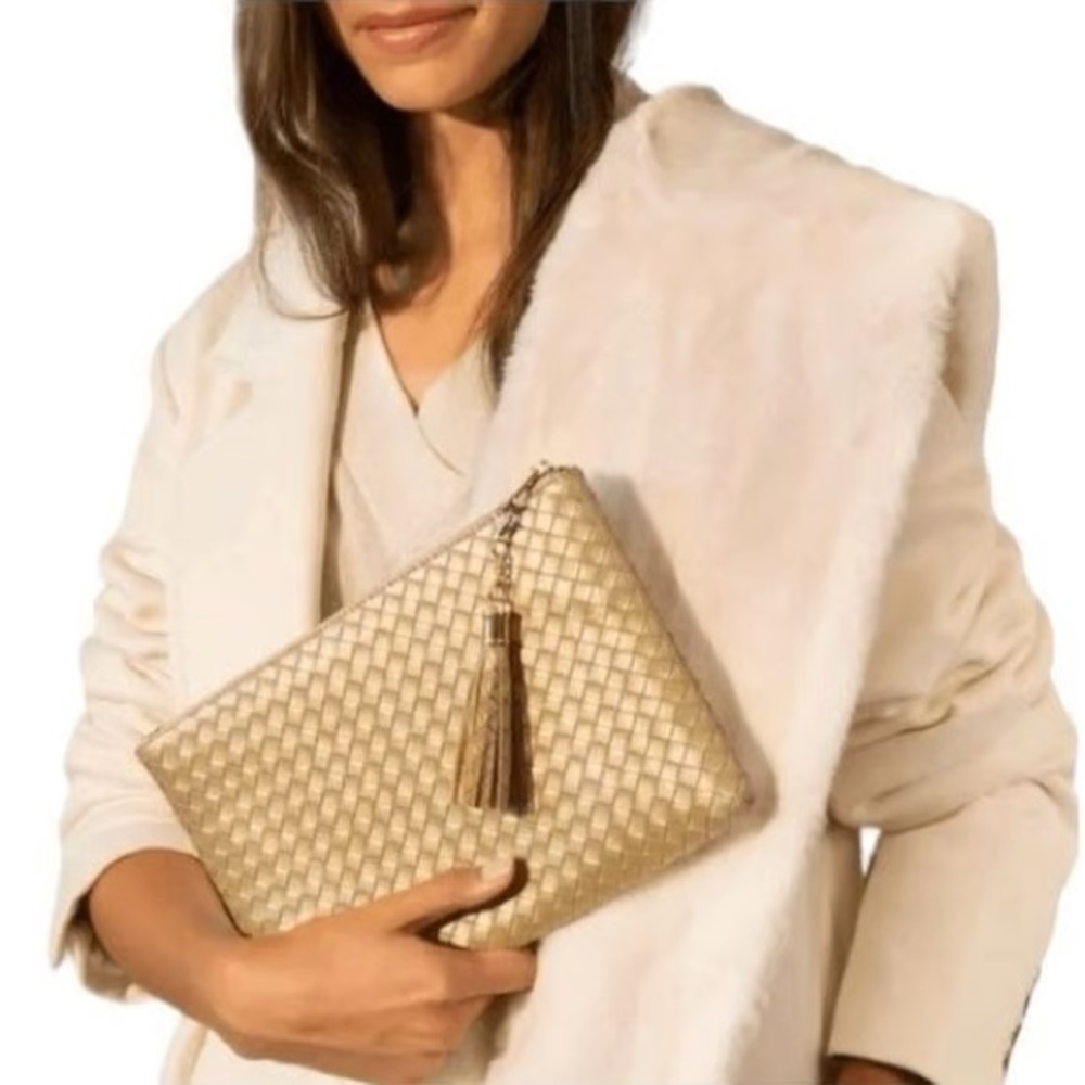 NWT Virginia Wolf Metallic Gold Woven Vegan Leather Tassel Pouch Clutch Bag